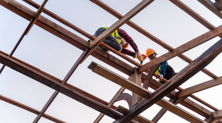 Professional gutter cleaning services in Indianola, PA